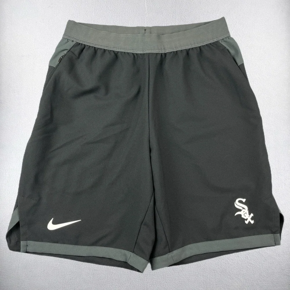 Nike Chicago White Sox MLB Shorts Mens Small Black Authentic Dri-FIT Athletic